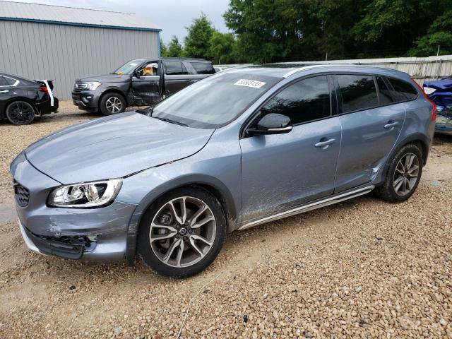 YV440MWK3J2056387 - 2018 VOLVO V60 CROSS PREMIER BLUE photo 1