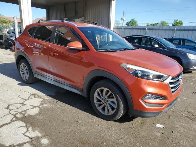 KM8J33A45HU445610 - 2017 HYUNDAI TUCSON LIMITED RED photo 4