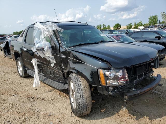 3GNMCEE0XBG188689 - 2011 CHEVROLET AVALANCHE LS BLACK photo 4