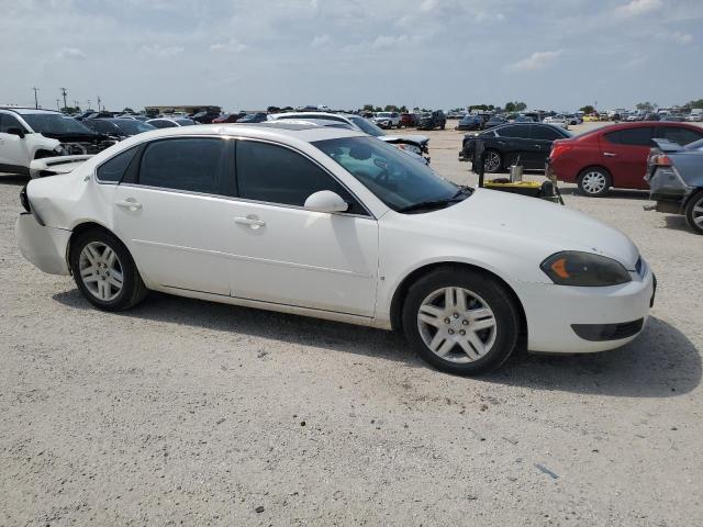 2G1WU581169100964 - 2006 CHEVROLET IMPALA LTZ WHITE photo 4