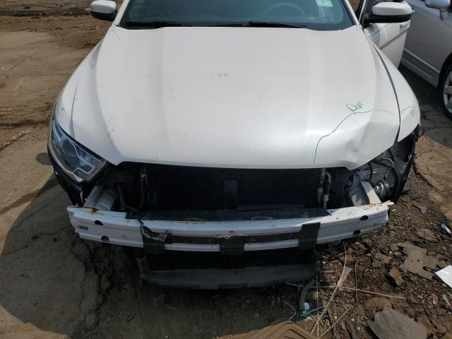 1FAHP2E90GG107266 - 2016 FORD TAURUS SEL WHITE photo 11