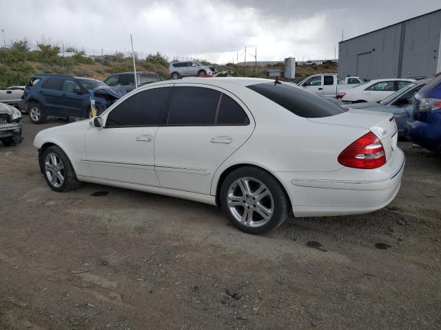 WDBUF56JX6A872183 - 2006 MERCEDES-BENZ E 350 WHITE photo 2