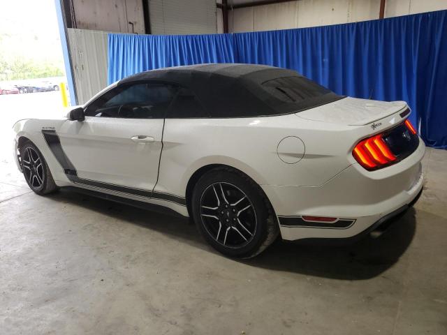 1FATP8UH6J5132780 - 2018 FORD MUSTANG WHITE photo 2