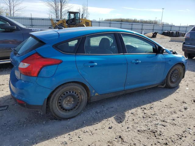 1FADP3K25EL131417 - 2014 FORD FOCUS SE BLUE photo 3