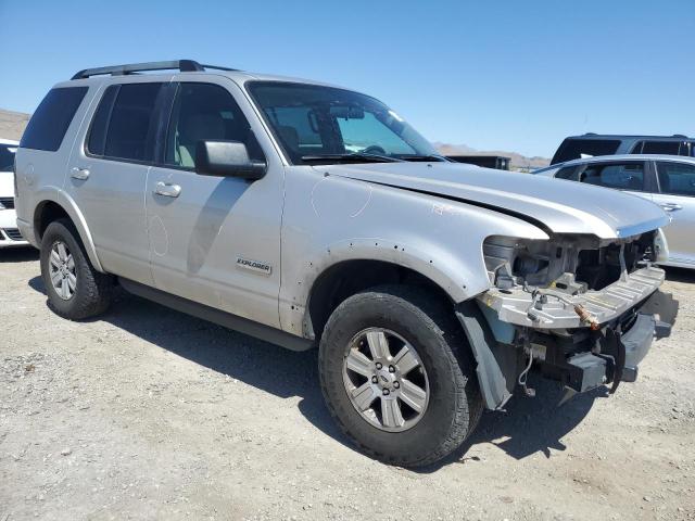 1FMEU63E68UB18266 - 2008 FORD EXPLORER XLT SILVER photo 4