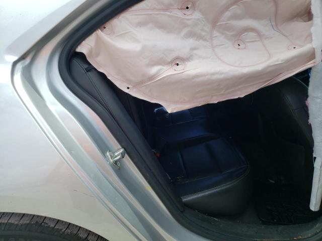 1G11F5SL7FF206177 - 2015 CHEVROLET MALIBU LTZ ვერცხლისფერი ფოტო 10