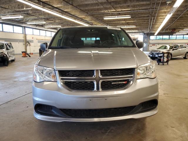 2C4RDGBG7FR616145 - 2015 DODGE GRAND CARA SE GRAY photo 5