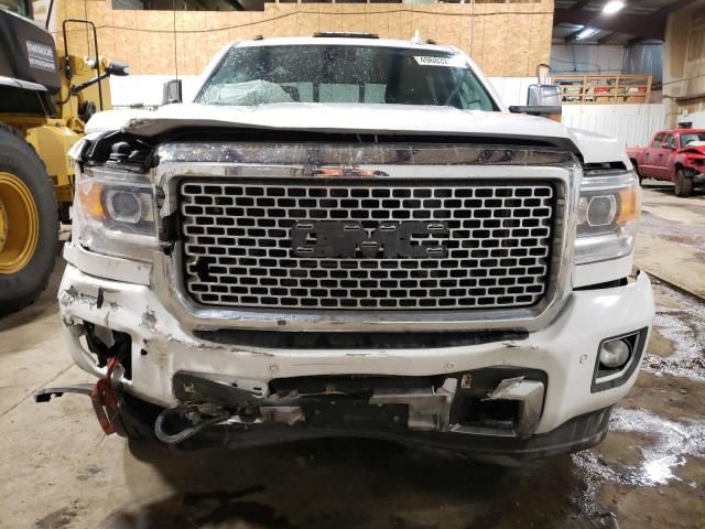 1GT120E8XFF501156 - 2015 GMC SIERRA K2500 DENALI WHITE photo 5