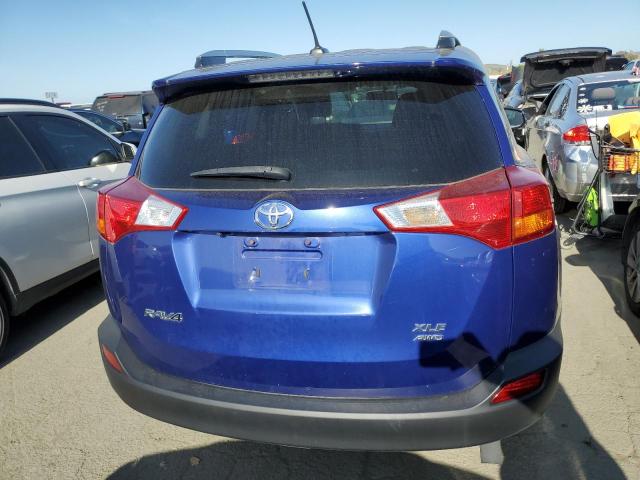 2T3RFREV1FW274181 - 2015 TOYOTA RAV4 XLE BLUE photo 6