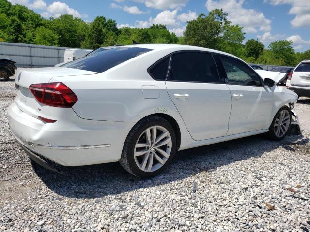 1VWLA7A32KC013987 - 2019 VOLKSWAGEN PASSAT WOLFSBURG WHITE photo 3