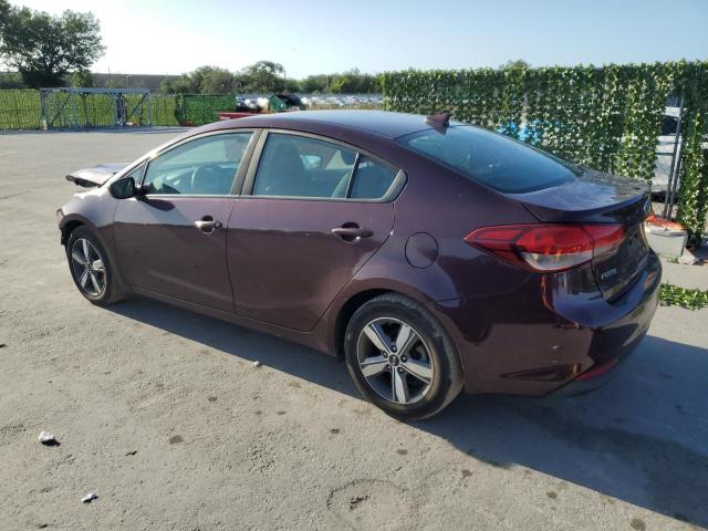 3KPFL4A73JE222948 - 2018 KIA FORTE LX MAROON photo 2