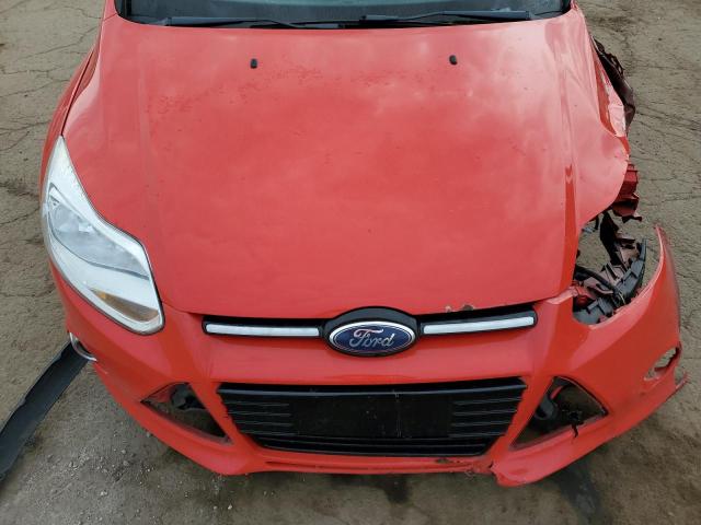 1FAHP3M24CL188865 - 2012 FORD FOCUS SEL RED photo 11