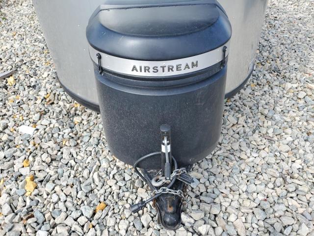 1SMG4DC13JJ203777 - 2018 AIRS CAMPER ვერცხლისფერი ფოტო 7