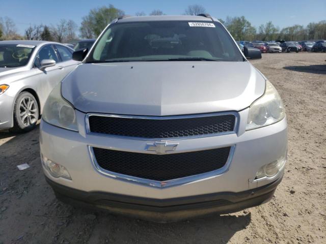 1GNEV13D09S137458 - 2009 CHEVROLET TRAVERSE LS SILVER photo 5