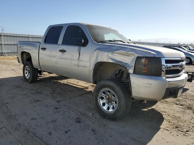 2GCEK13CX81120464 - 2008 CHEVROLET SILVERADO K1500 GRAY photo 4