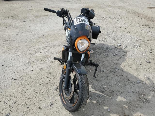 JKAENEL19NDA00083 - 2022 KAWASAKI EN650 L TWO TONE photo 2