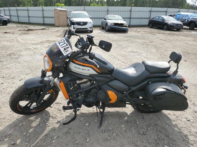 JKAENEL19NDA00083 - 2022 KAWASAKI EN650 L TWO TONE photo 3