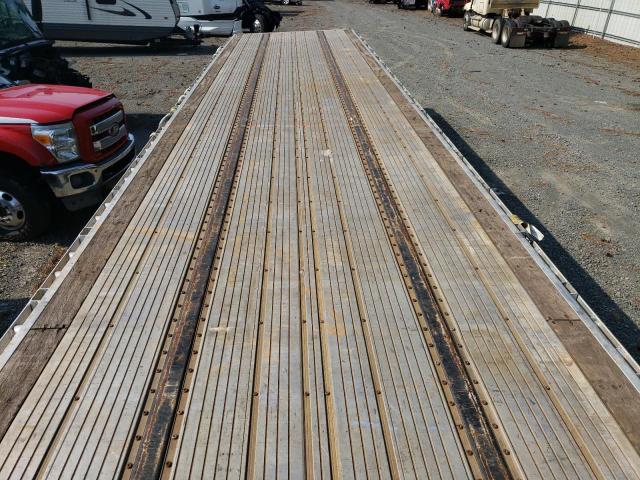 1UYFS2534GA487101 - 2016 UTILITY TRAILER Silber Foto 5