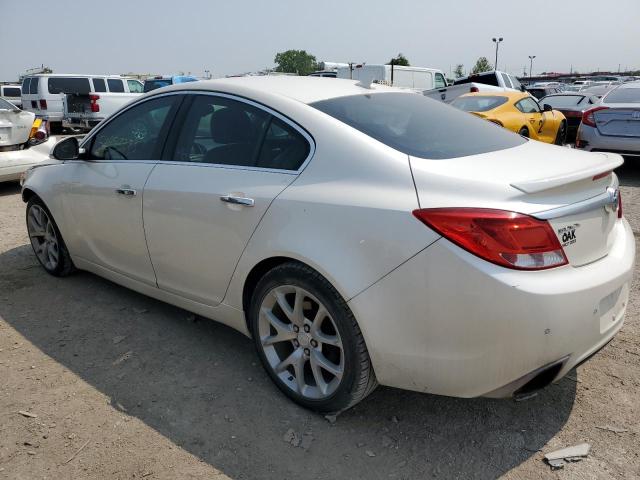 2G4GV5GV0C9169617 - 2012 BUICK REGAL GS WHITE photo 2