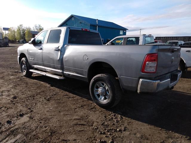 3C6UR5JL2NG248421 - 2022 RAM 2500 BIG HORN/LONE STAR SILVER photo 2