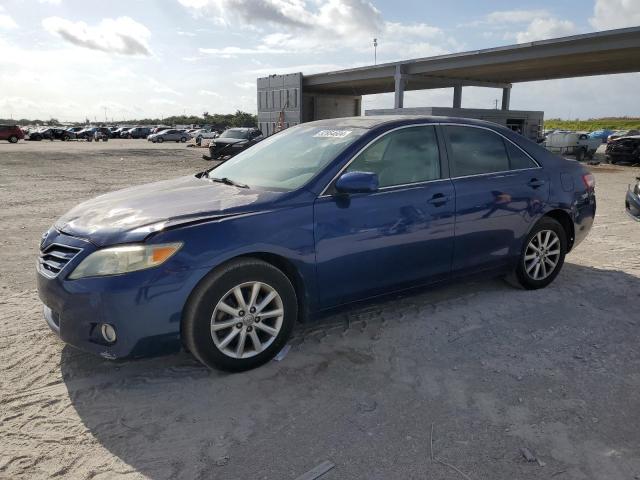 4T1BF3EK7BU761151 - 2011 TOYOTA CAMRY BASE BLUE photo 1