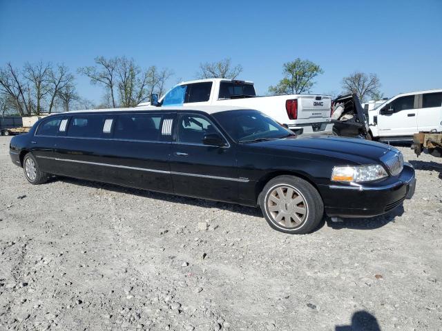 1L1FM81W24Y658987 - 2004 LINCOLN TOWN CAR EXECUTIVE Schwarz Foto 4