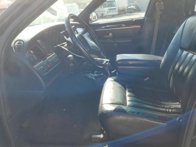 1L1FM81W24Y658987 - 2004 LINCOLN TOWN CAR EXECUTIVE Schwarz Foto 7