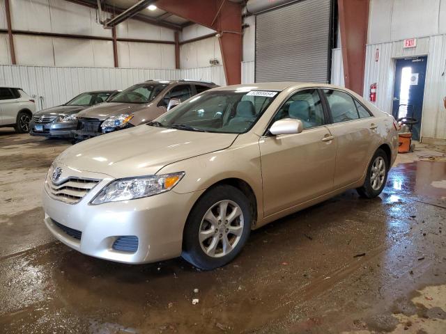 4T4BF3EK8BR162314 - 2011 TOYOTA CAMRY BASE GOLD photo 1