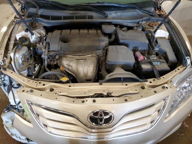 4T4BF3EK8BR162314 - 2011 TOYOTA CAMRY BASE GOLD photo 11