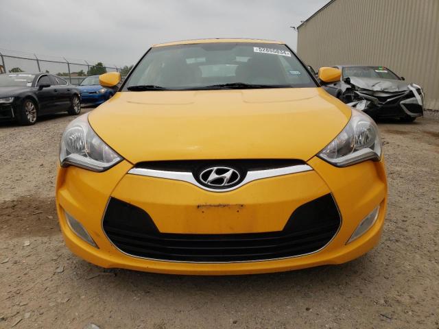 KMHTC6AD5HU314753 - 2017 HYUNDAI VELOSTER YELLOW photo 5