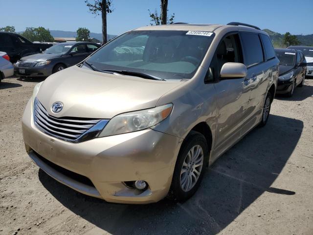 2011 TOYOTA SIENNA XLE, 