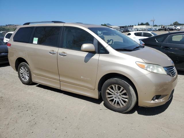 5TDYK3DC0BS135692 - 2011 TOYOTA SIENNA XLE GOLD photo 4