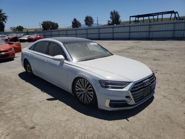 WAU8DAF80KN011061 - 2019 AUDI A8 L WHITE photo 4