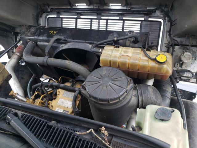 1GDL7H1C21J503200 - 2001 GMC C-SERIES C7H042 白色 照片 7