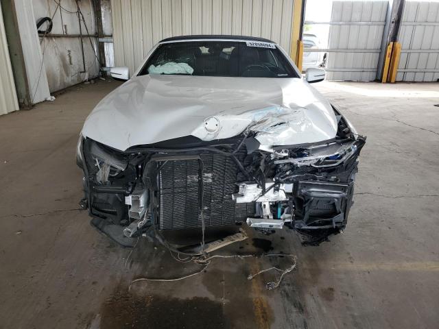 WBAFY4C53KBX39806 - 2019 BMW M850XI WHITE photo 5