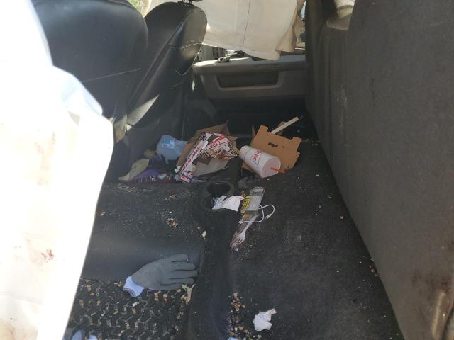 3C6UR5DL3EG223880 - 2014 RAM 2500 SLT თეთრი ფოტო 10