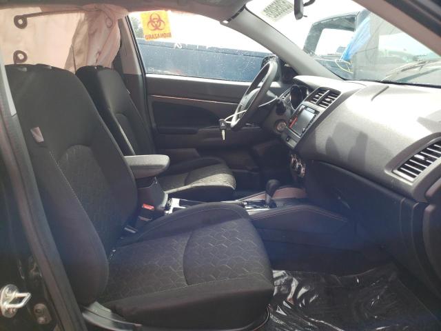 JA4AP3AU7LU022443 - 2020 MITSUBISHI OUTLANDER ES შავი ფოტო 5