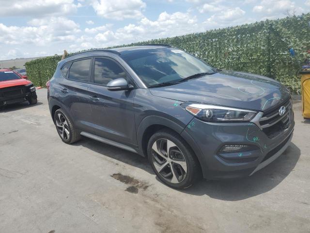 KM8J33A20JU763574 - 2018 HYUNDAI TUCSON VALUE GRAY photo 4