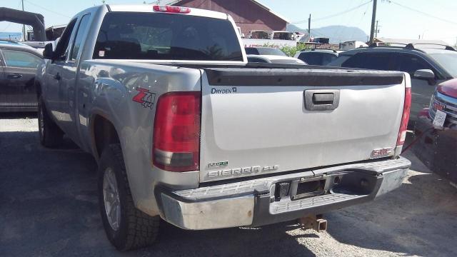 1GTR2VE31BZ408104 - 2011 GMC SIERRA K1500 SLE SILVER photo 2