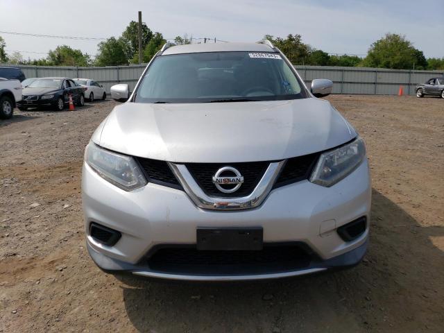 KNMAT2MVXFP514774 - 2015 NISSAN ROGUE S SILVER photo 5