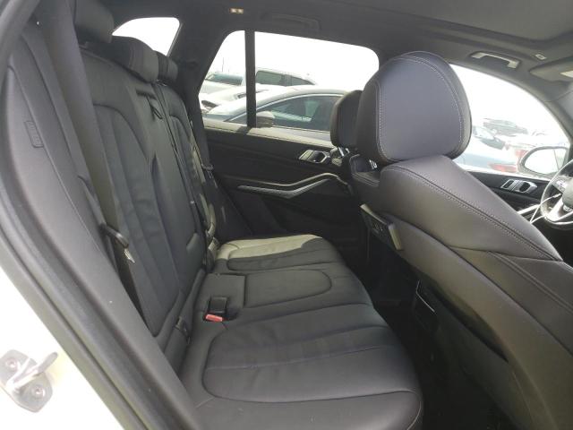 5UXCR6C01LLL74734 - 2020 BMW X5 XDRIVE40I WHITE photo 11