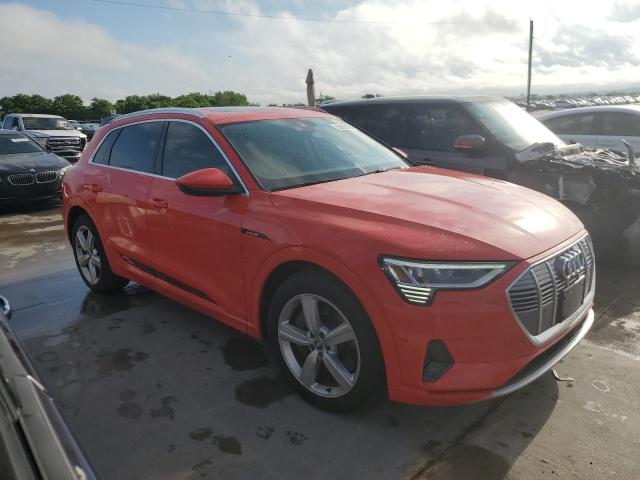 WA1LAAGE0KB013236 - 2019 AUDI E-TRON PREMIUM PLUS RED photo 4