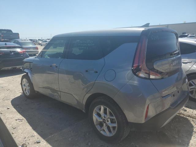 KNDJ23AU5P7854372 - 2023 KIA SOUL LX GRAY photo 2