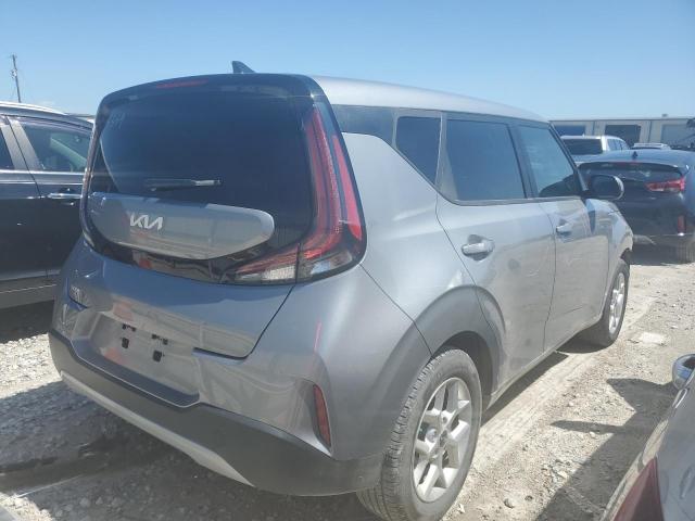 KNDJ23AU5P7854372 - 2023 KIA SOUL LX GRAY photo 3