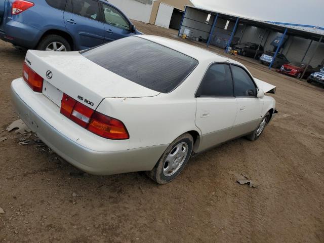 JT8BF28G4X0211442 - 1999 LEXUS ES 300 WHITE photo 3