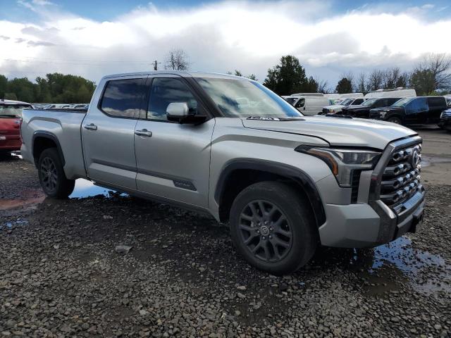 5TFNC5EC0NX001399 - 2022 TOYOTA TUNDRA CREWMAX PLATINUM ვერცხლისფერი ფოტო 4