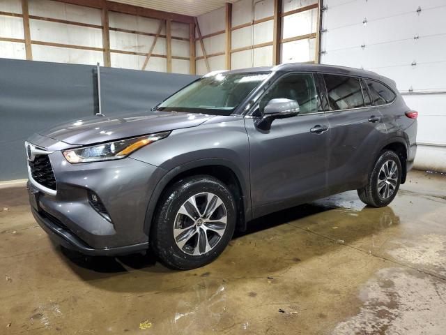 2021 TOYOTA HIGHLANDER XLE, 