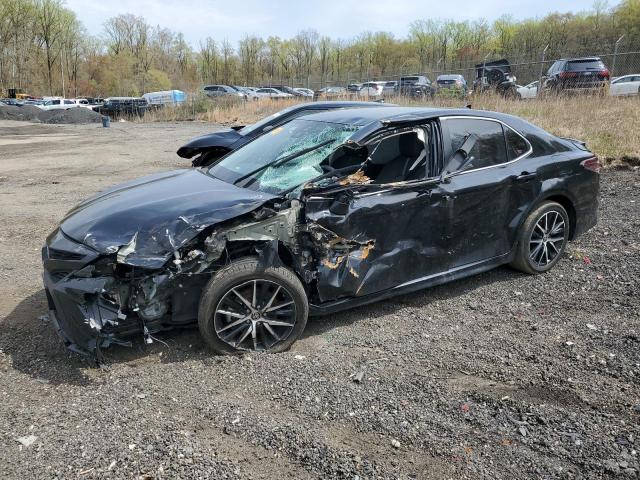 4T1G11AK3RU893607 - 2024 TOYOTA CAMRY SE NIGHT SHADE BLACK photo 1