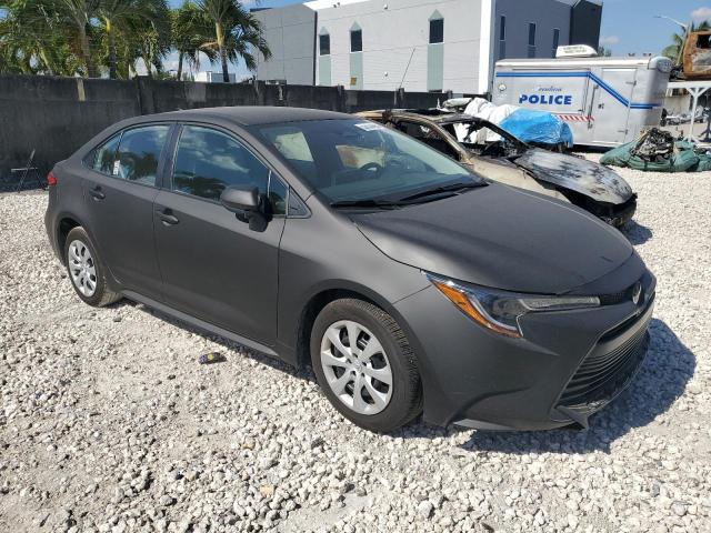 5YFB4MDE6RP207781 - 2024 TOYOTA COROLLA LE 黑色 照片 4