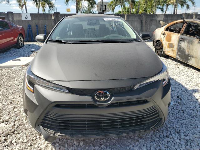 5YFB4MDE6RP207781 - 2024 TOYOTA COROLLA LE 黑色 照片 5